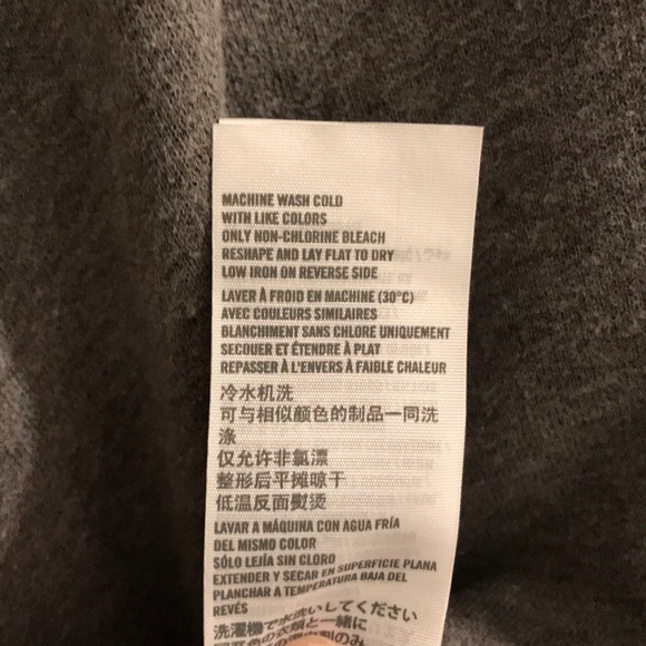 A&F | Jeweled gray crewneck long sleeve sweater - Picture 6 of 8